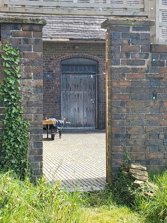 Coundon Lodge コヴェントリー エクステリア 写真